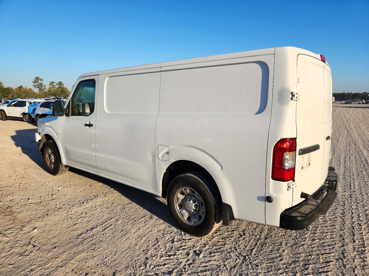 2017 Nissan NV 2500 HD SV