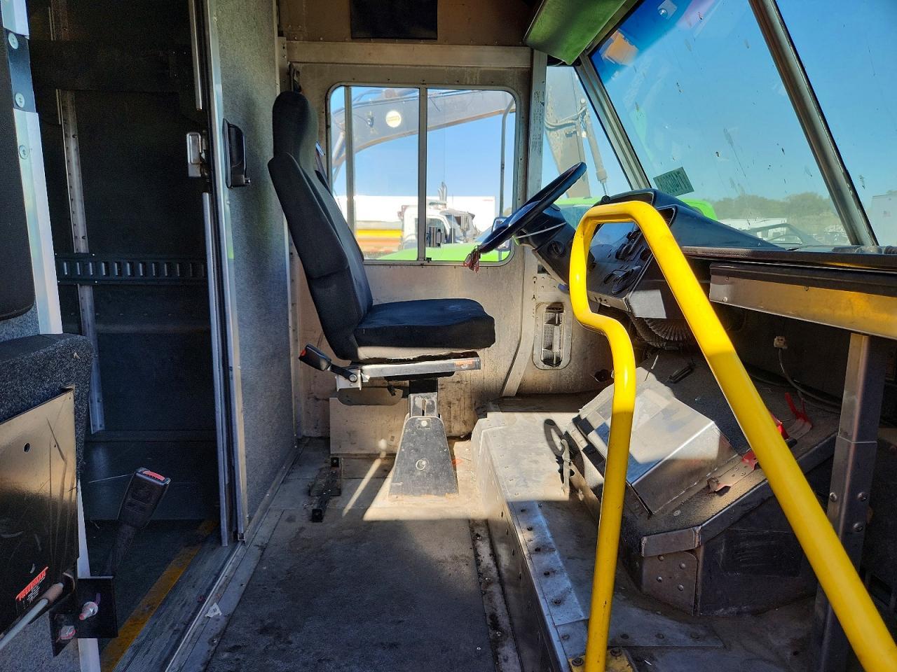2014 Ford F59 Delivery Truck