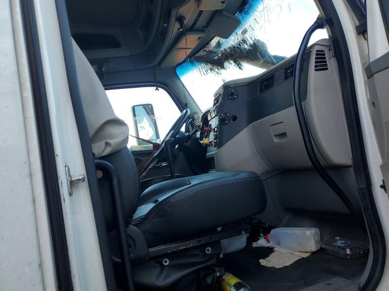 2018 Peterbilt 579 Semi Truck