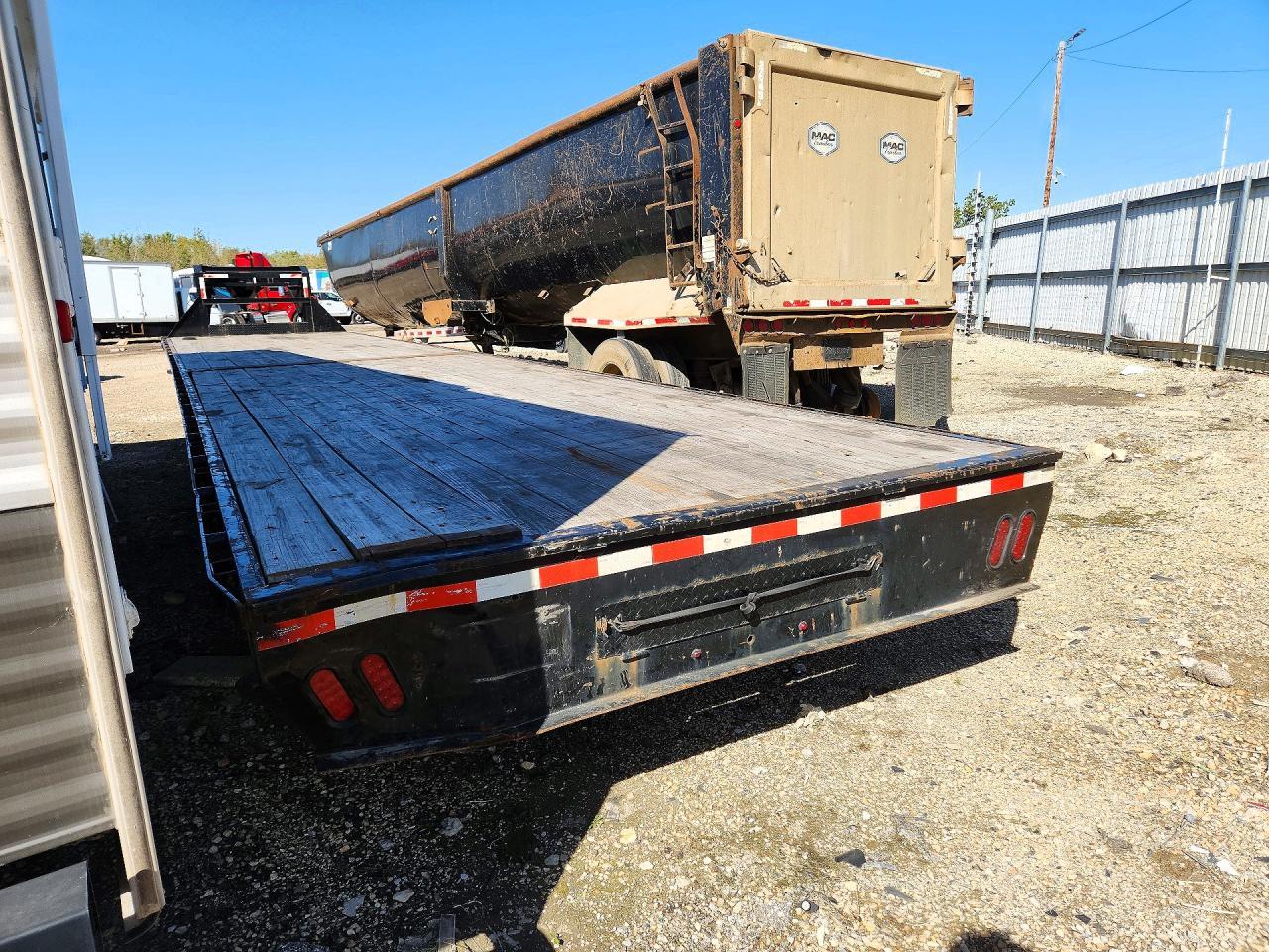 2023 HT FS024027 Flatbed Trailer