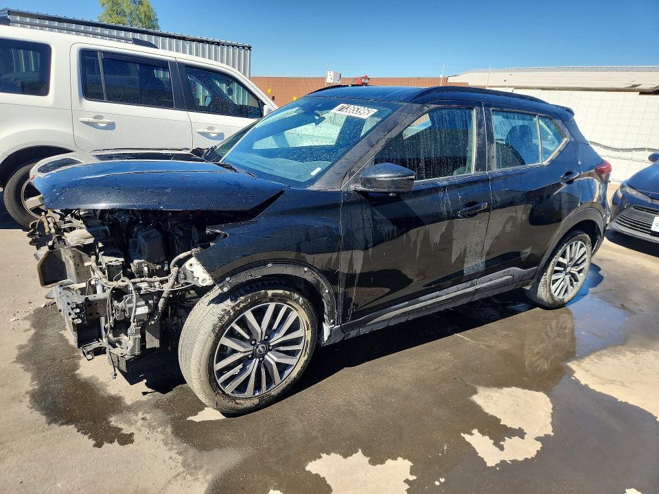 2024 Nissan Kicks SR
