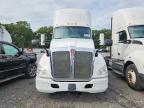 2017 Kenworth T680 Semi Truck