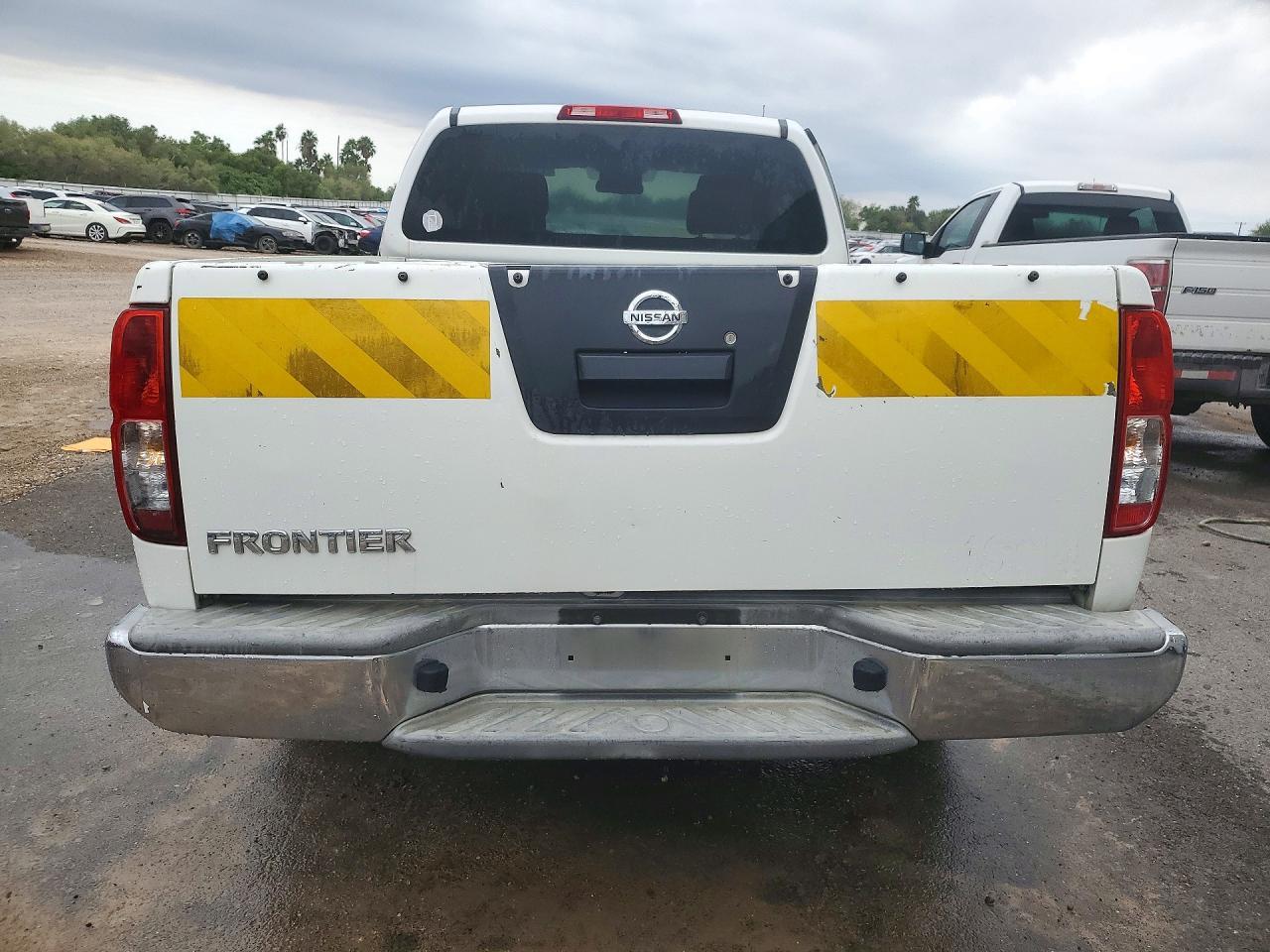 2014 Nissan Frontier S
