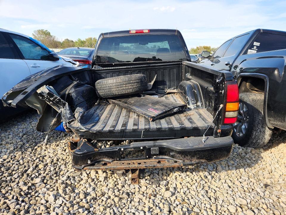 2005 GMC Sierra K1500 Denali