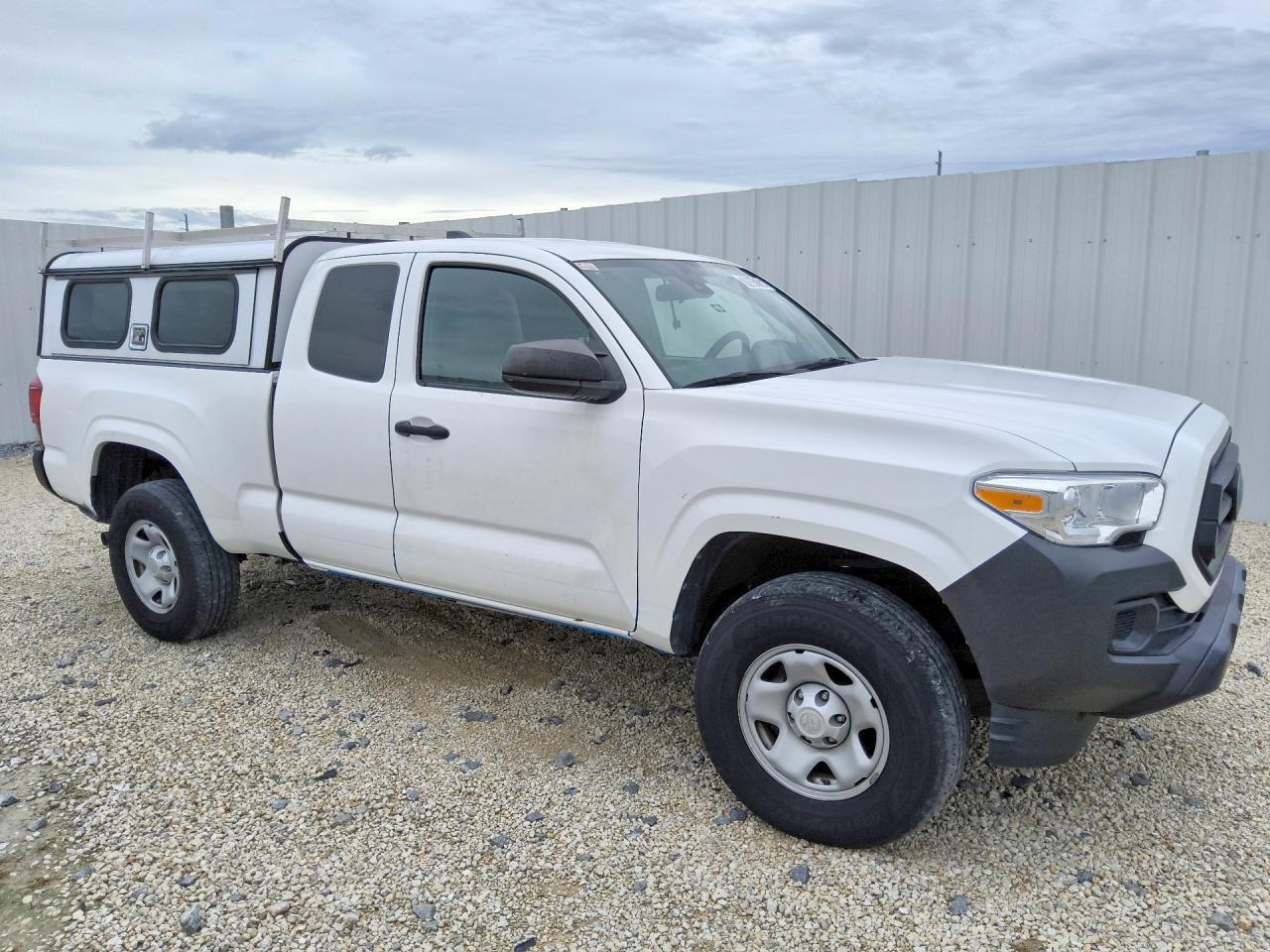 2022 Toyota Tacoma SR