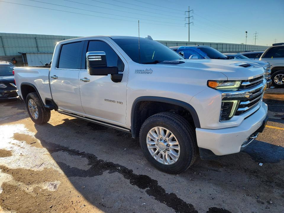 2022 Chevrolet Silverado K2500 High Country