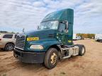 2016 Mack CXU612 Semi Truck