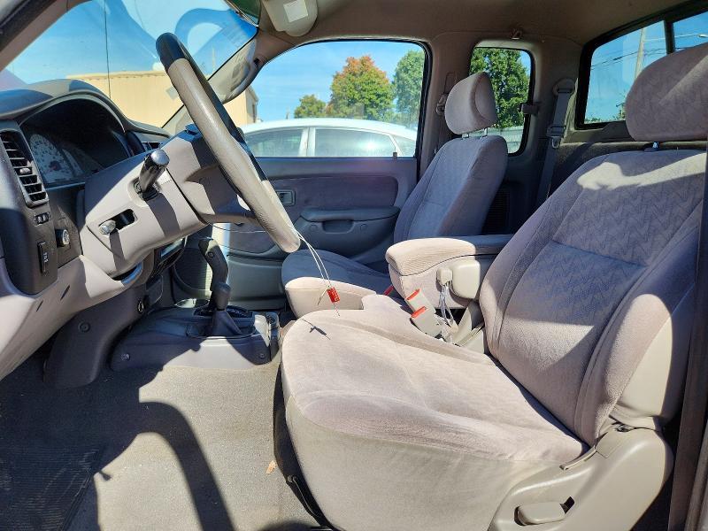 2003 Toyota Tacoma Base