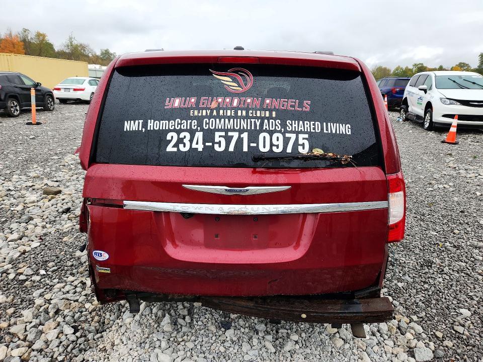 2011 Chrysler Town & Country Touring