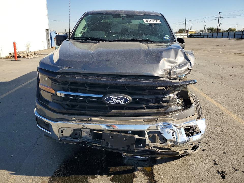 2025 Ford F150 XLT