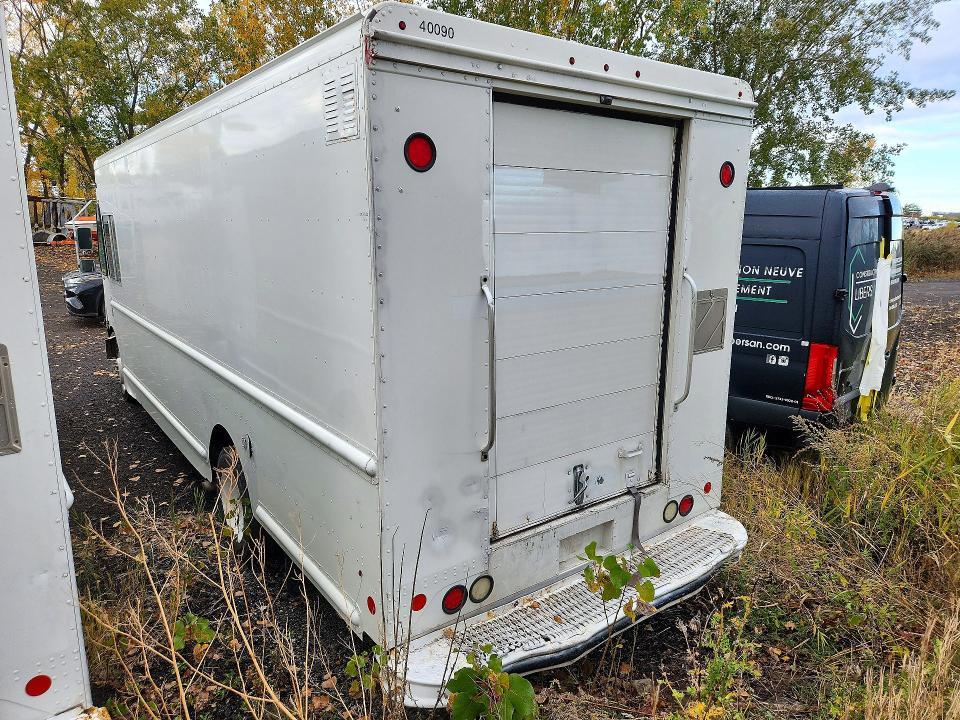 2014 Ford F59 Delivery Truck