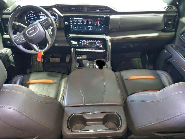 2025 GMC Sierra K1500 AT4