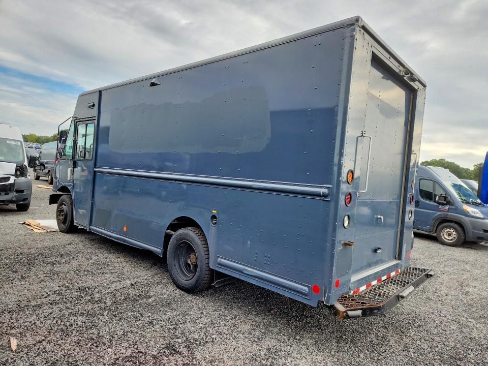 2021 Freightliner MT45G Chassis Delivery Truck