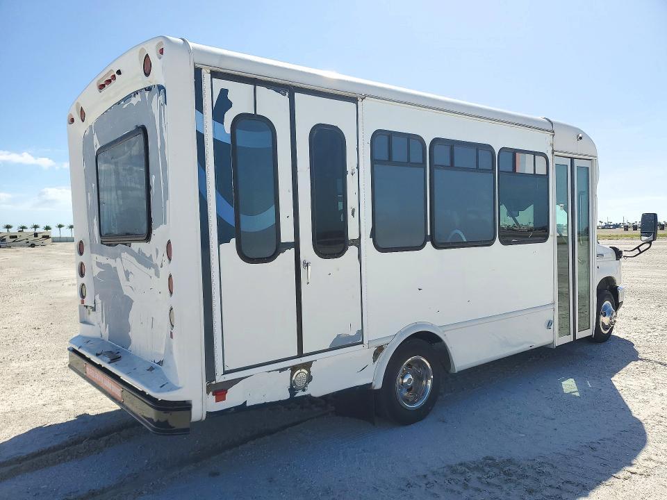 2021 Ford E350 Shuttle Bus