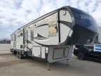 2015 Keystone Montana Camper