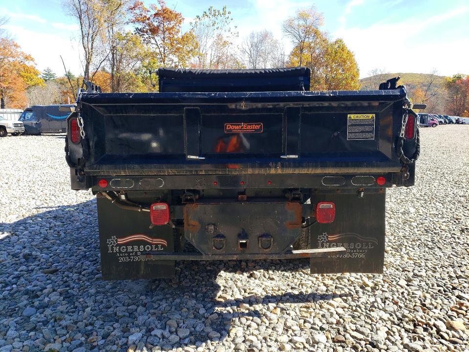 2022 Chevrolet Silverado HD Dump Truck