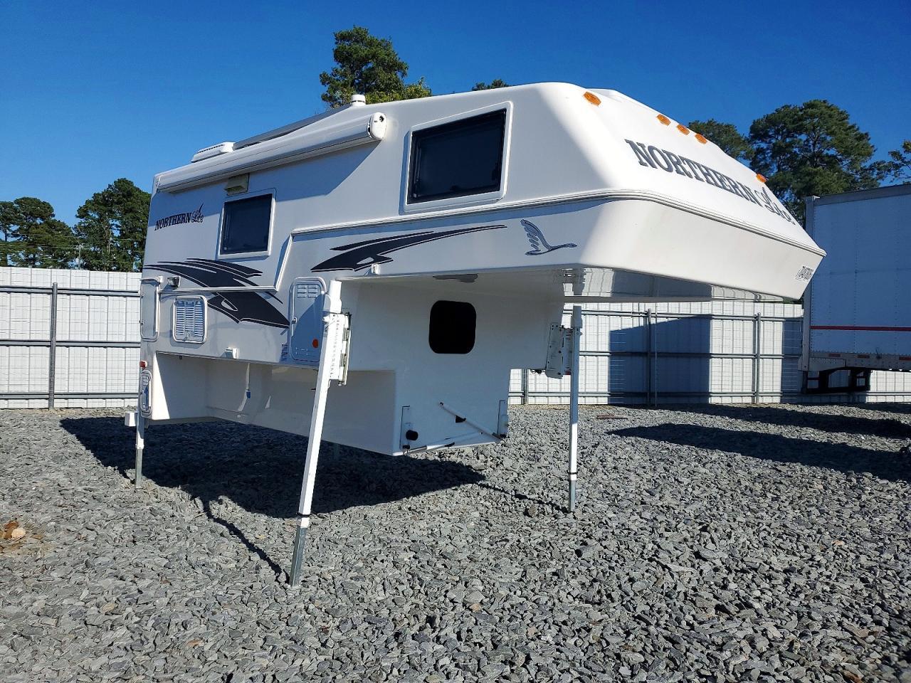 2023 Unknown 2023 Northen Lite SLIDE-IN Camper