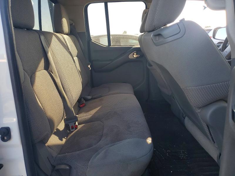 2014 Nissan Frontier SV
