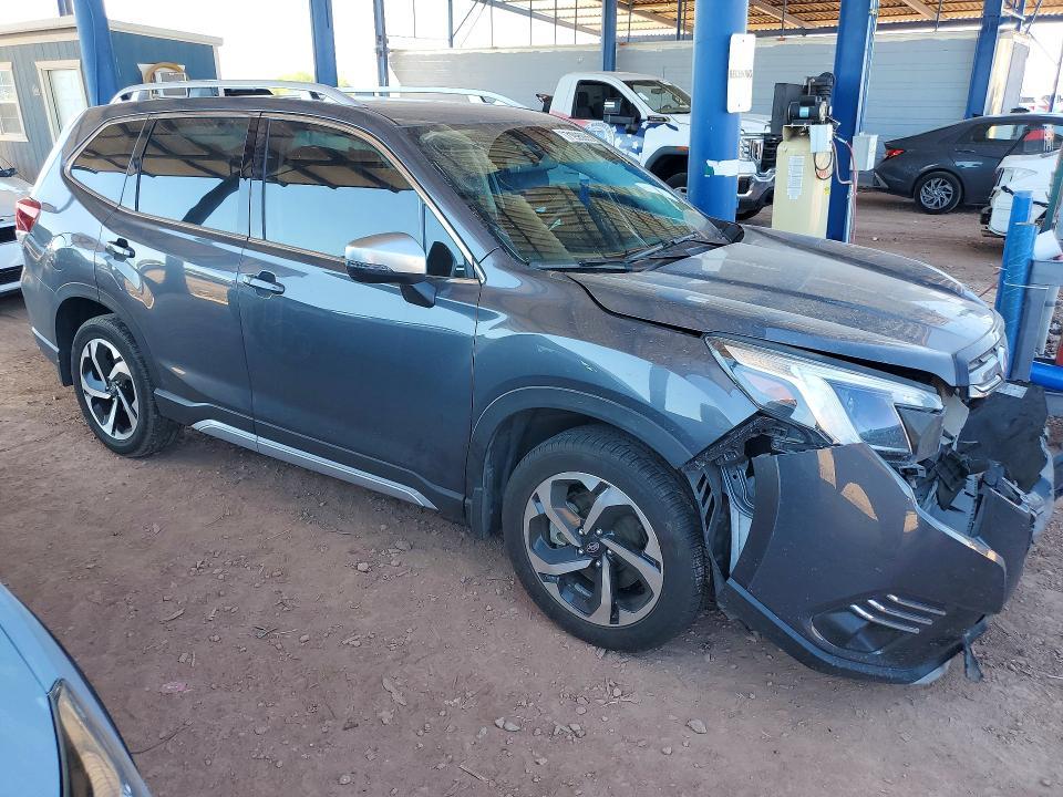 2022 Subaru Forester Touring