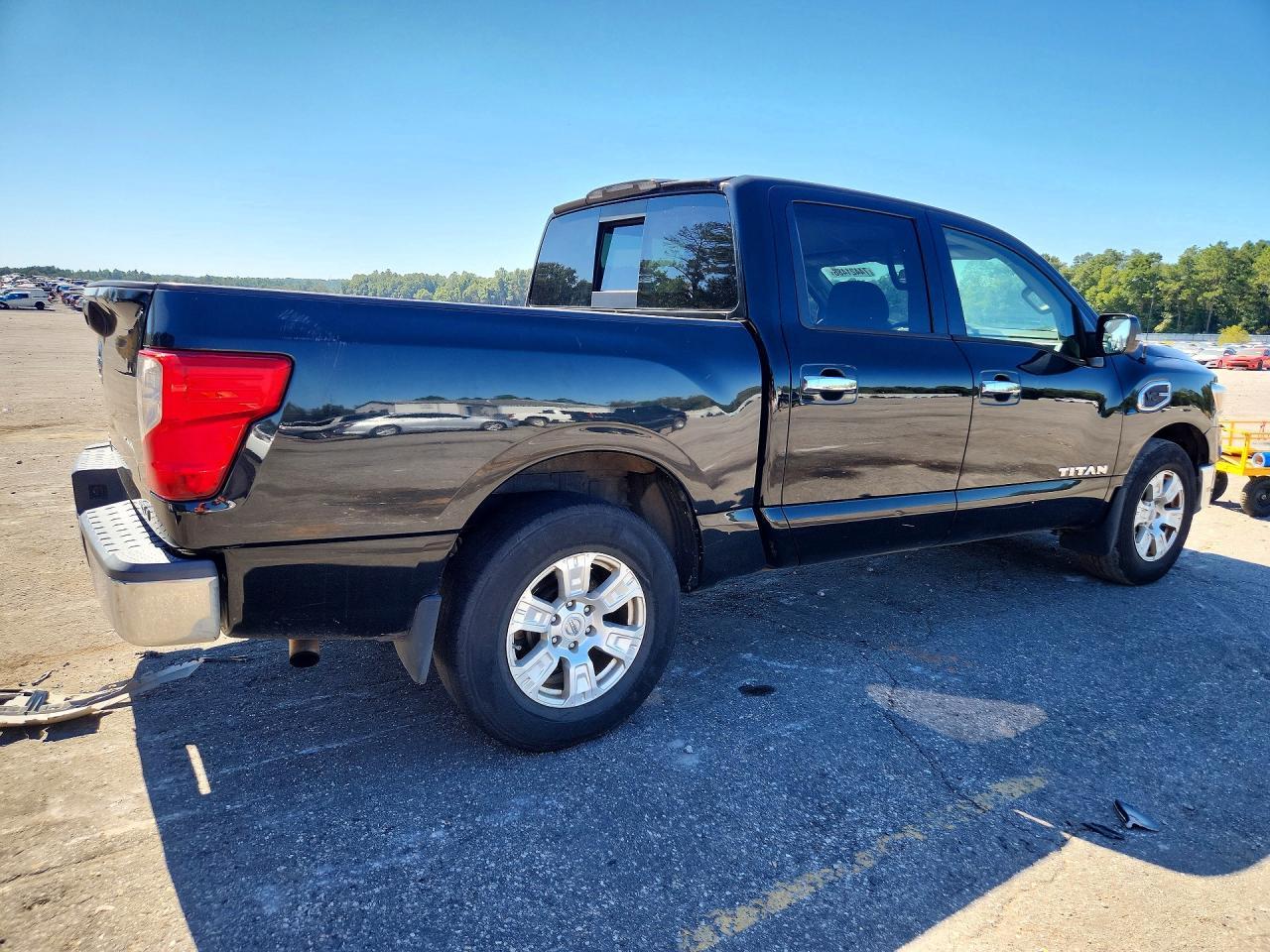2017 Nissan Titan S