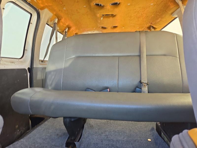 2007 Ford Econoline E350 Super Duty Wagon