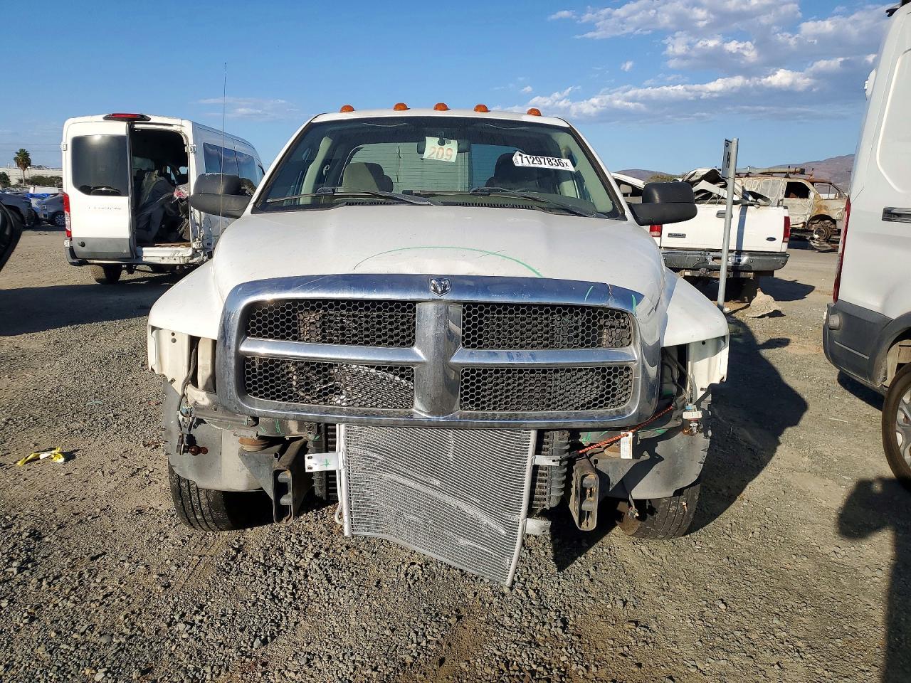 2005 Dodge RAM 3500 ST