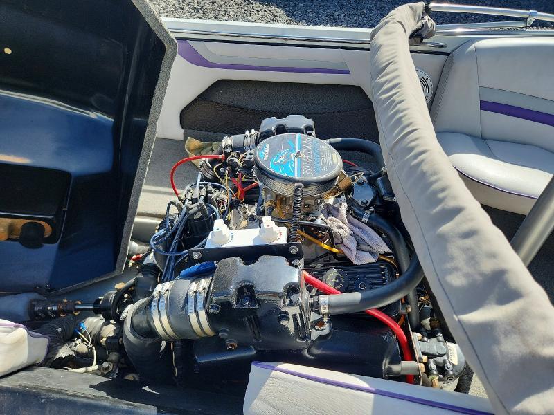 1995 Sanger Boat