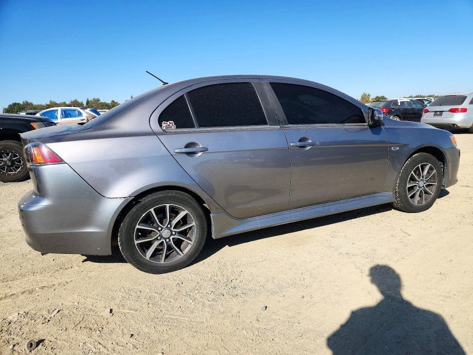 2017 Mitsubishi Lancer ES