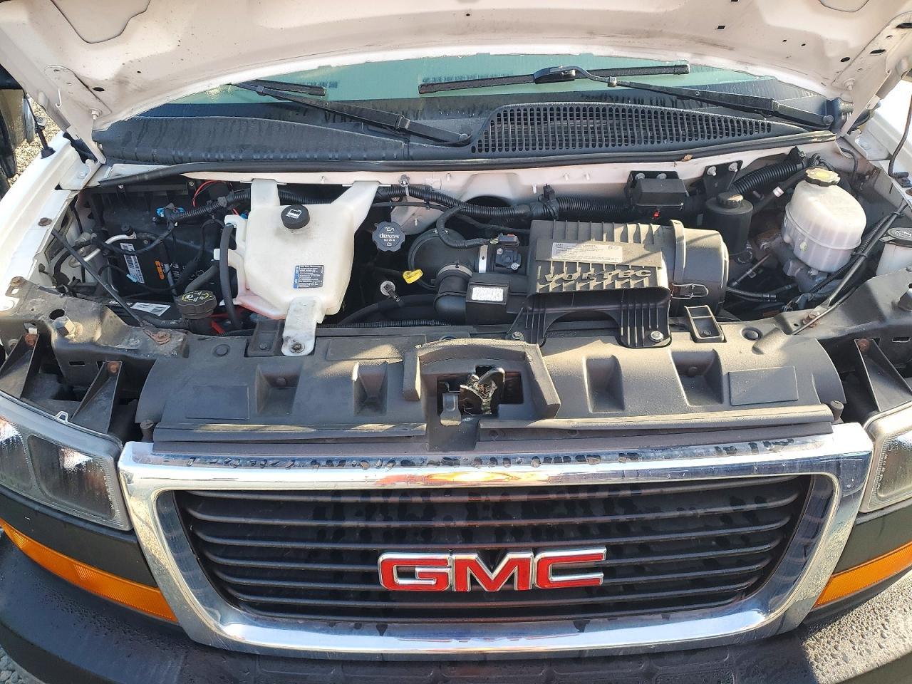 2018 GMC Savana Cutaway G3500