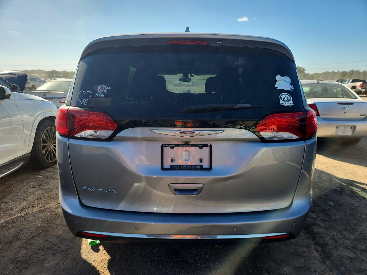 2017 Chrysler Pacifica Touring L