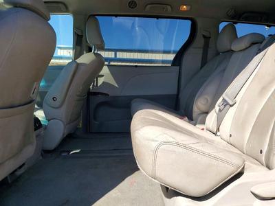 2012 Toyota Sienna XLE 8-PASSENGER