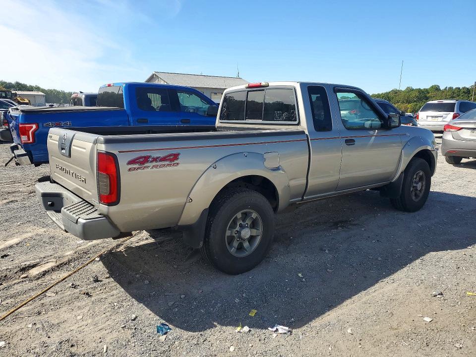 2004 Nissan Frontier XE-V6