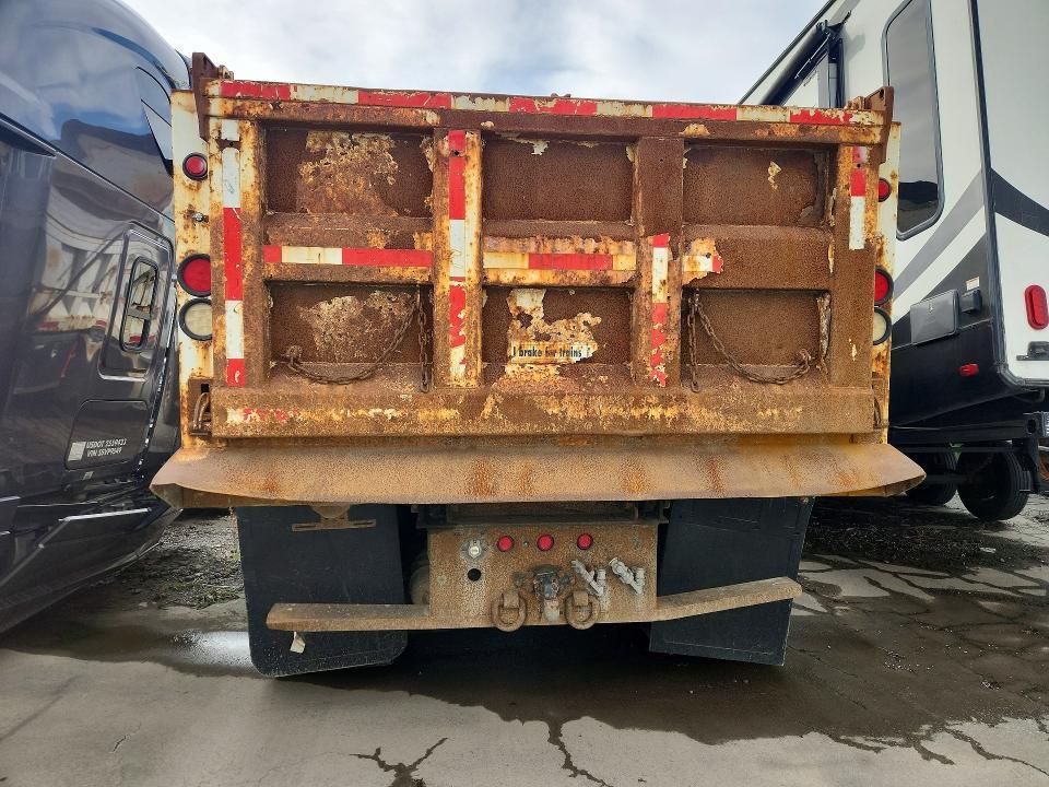 2015 International 7600 Dump Truck