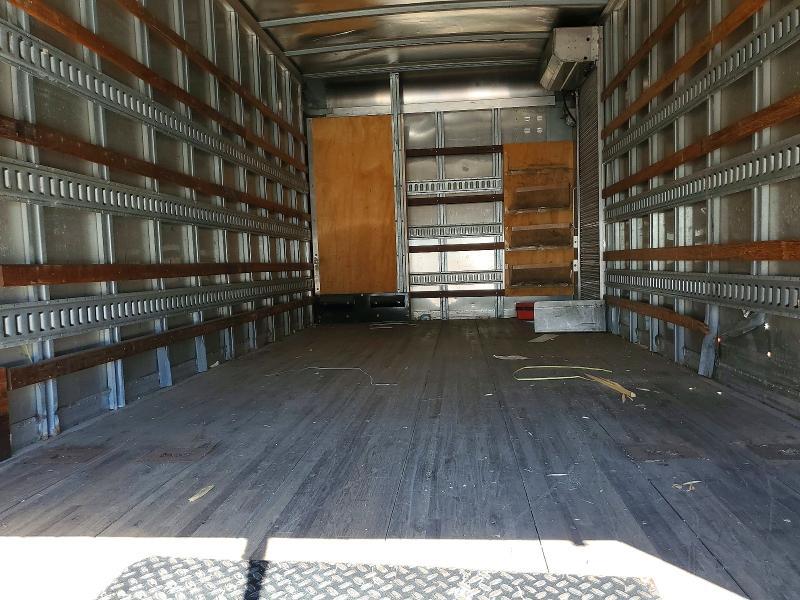 2018 Hino 195 BOX Truck