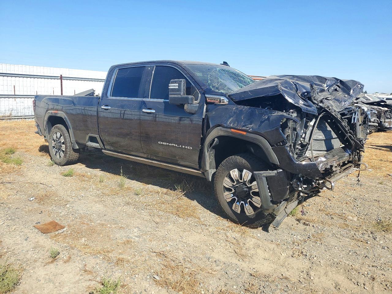 2025 GMC Sierra K2500 Denali