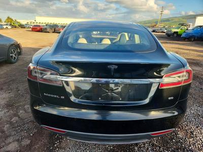 2014 Tesla Model S