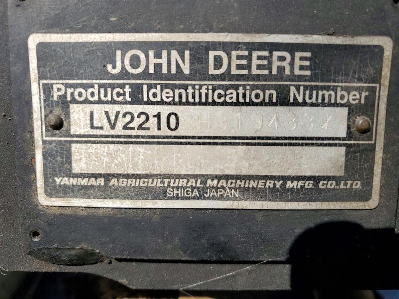 2005 John Deere LV2210 Tractor