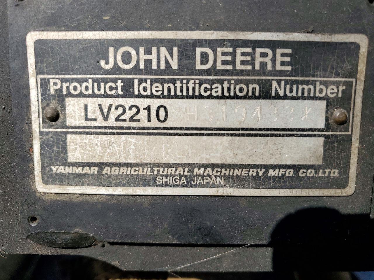 2005 John Deere LV2210 Tractor