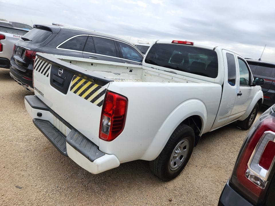 2017 Nissan Frontier S