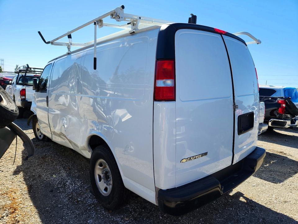 2024 Chevrolet Express G2500