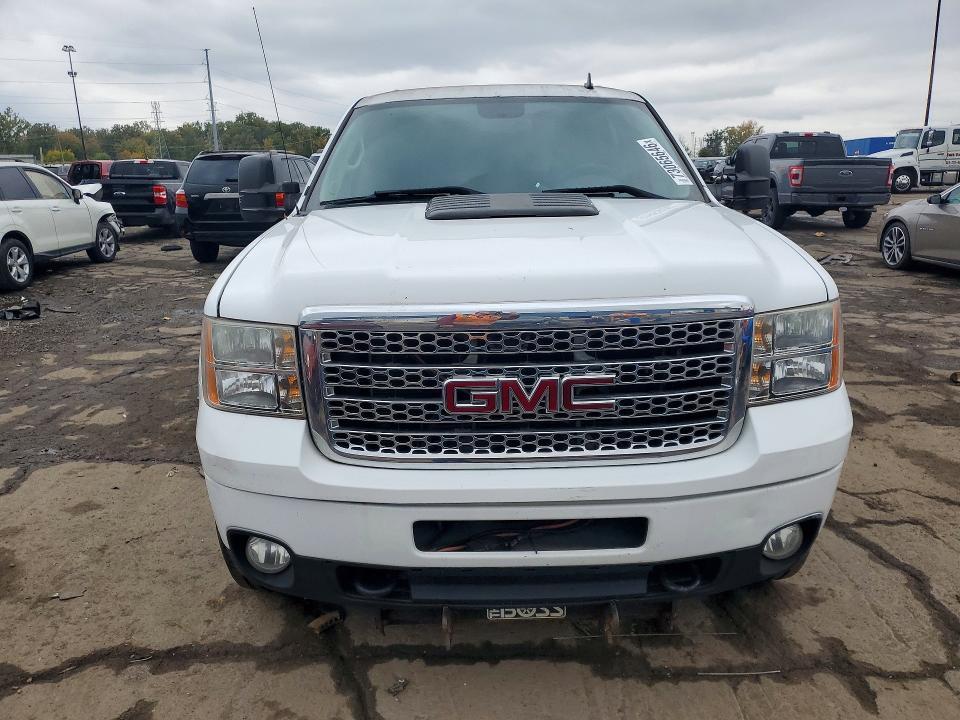 2014 GMC Sierra K2500 Denali
