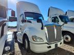 2015 Kenworth T680 Semi Truck
