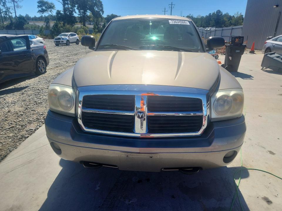 2006 Dodge Dakota SLT