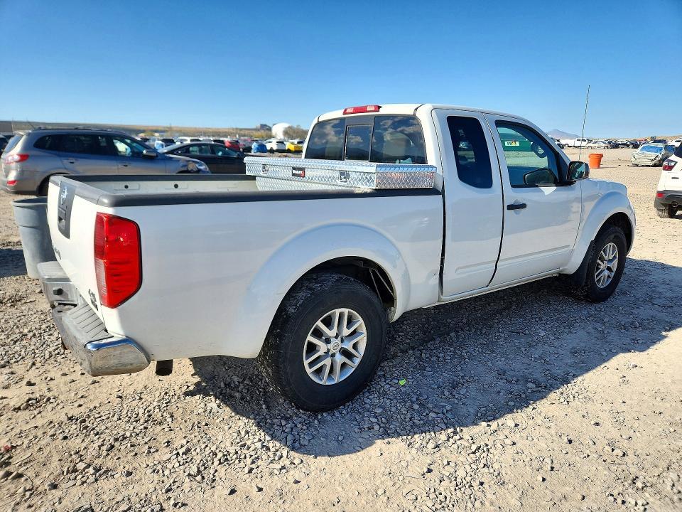 2015 Nissan Frontier SV V6