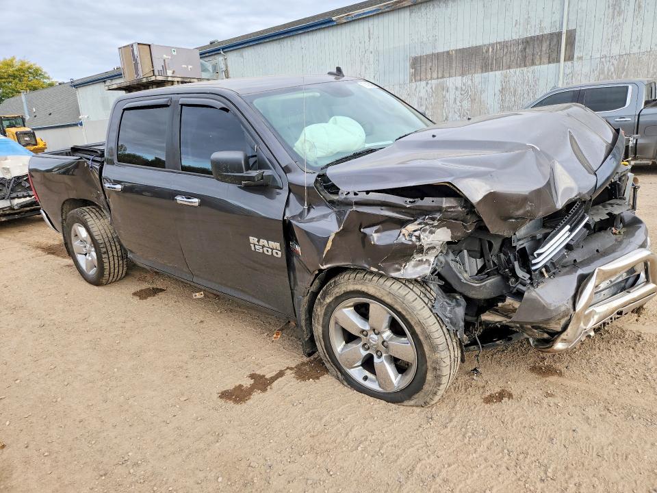 2016 Dodge RAM 1500 SLT