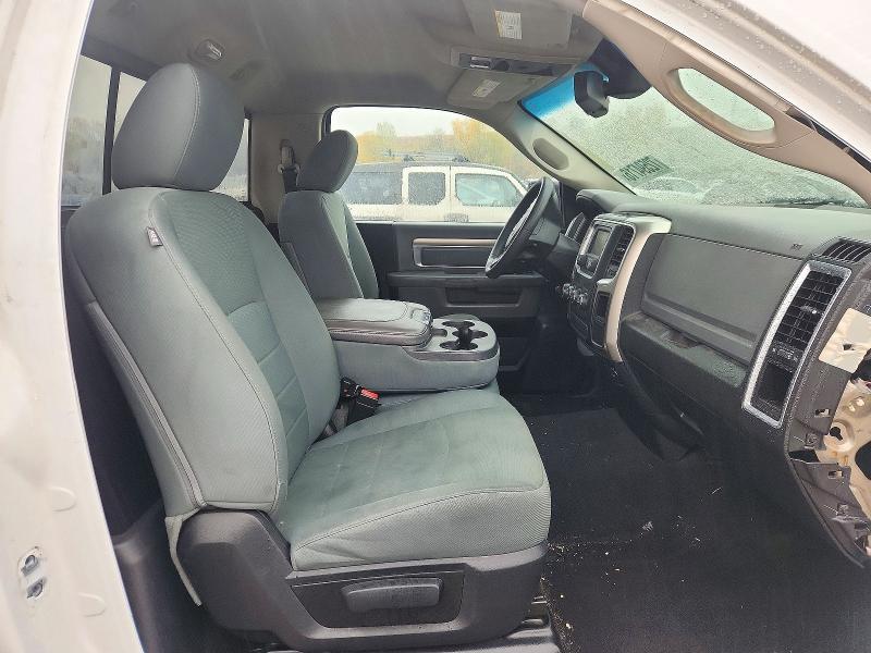 2015 Dodge RAM 1500 SLT