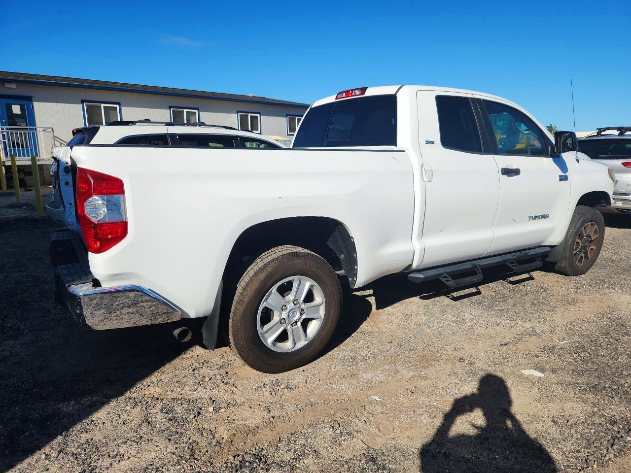 2018 Toyota Tundra SR5