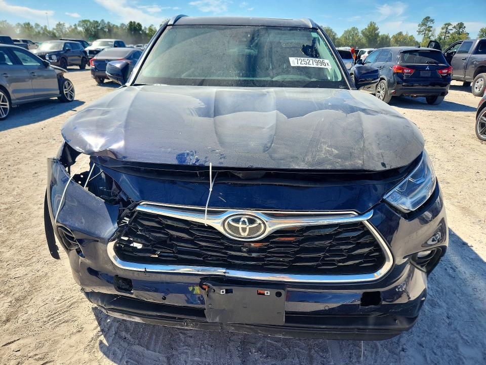 2026 Toyota Highlander Hybrid Limited