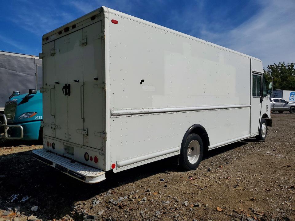 2007 Freightliner Chassis M Line WALK-IN Van