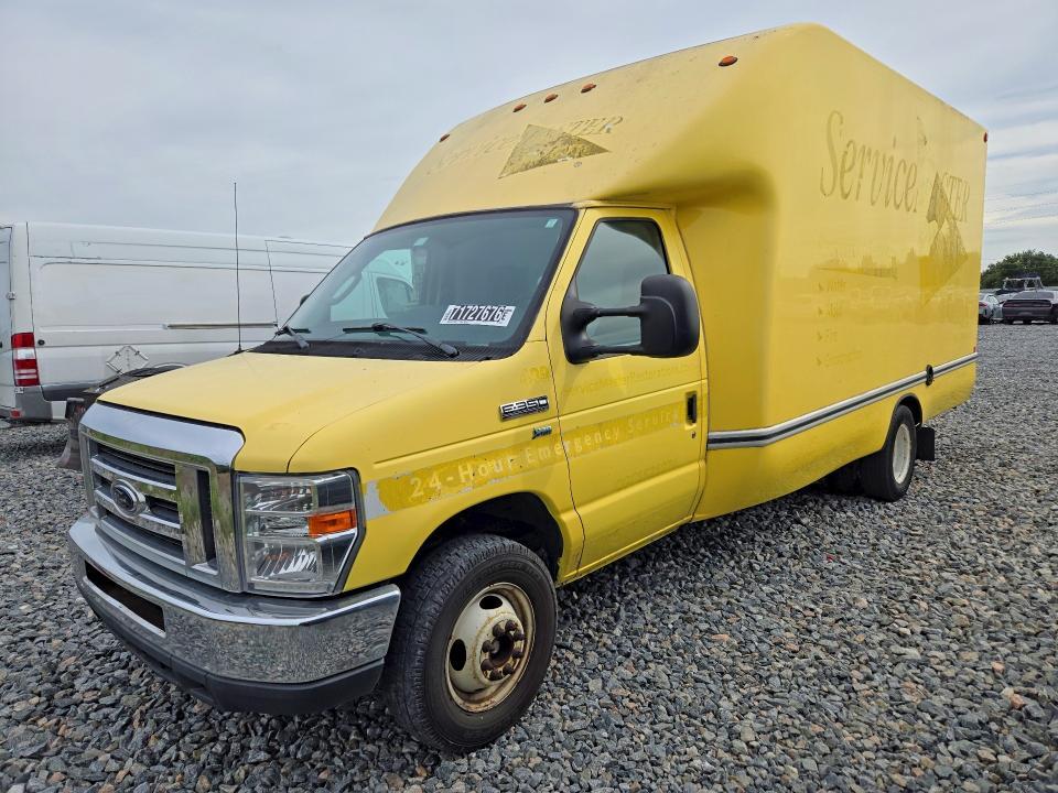 2018 Ford E350 BOX Truck